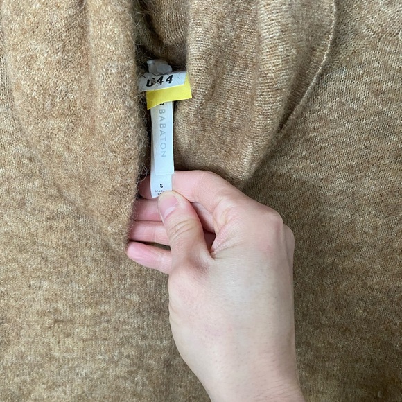 Babaton Adichie sweater - Picture 4 of 4